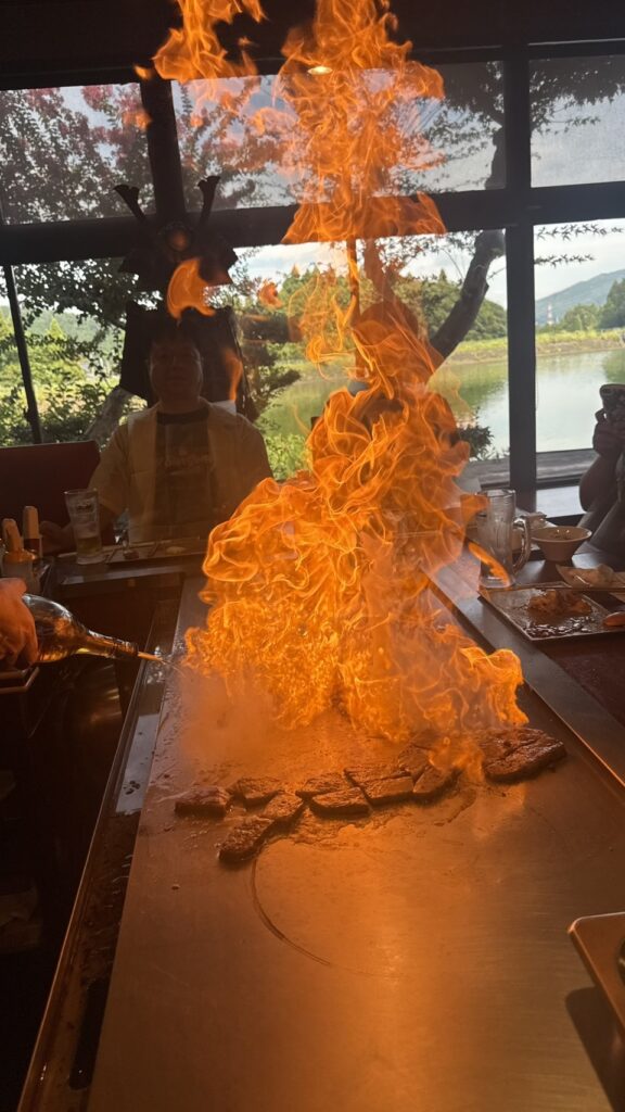 【大阪発】8月30日 近江牛鉄板焼きランチと甘くて大粒♪太陽のぶどう一房もぎ取り体験＆人気スイーツ店ラコリーナ近江八幡 結果報告