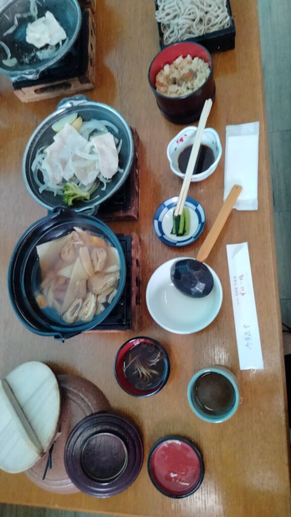 【名古屋発】9月13日 「秋の味覚パラダイス！信州そばと陶板焼きランチと栗拾い＆シャインマスカット1房狩り＆銀の森」結果報告